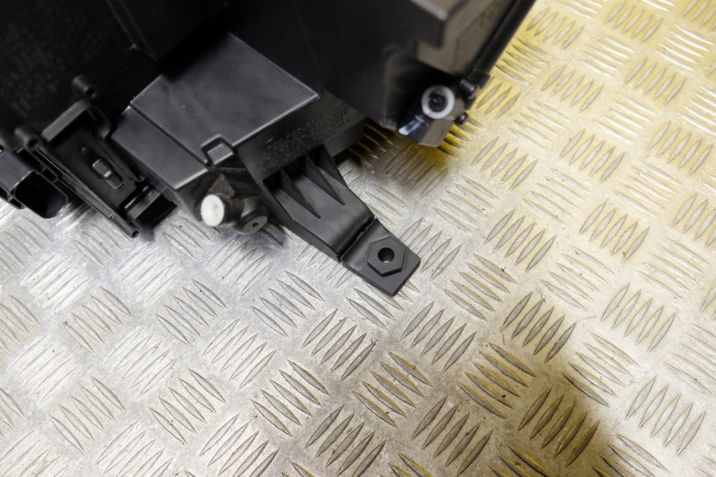 фото №9, Vw taos 2022- фара лампа full led r usa