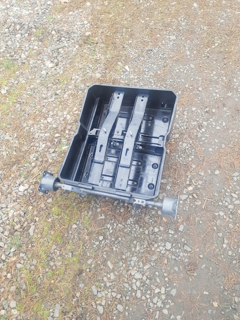 фото №4, Коробка акумуляторів daf xf 106