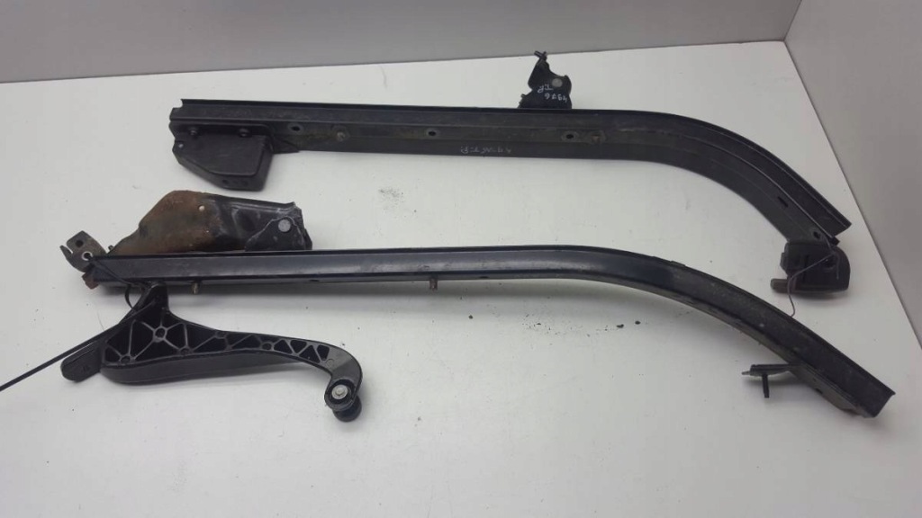 фото №3, Направляющая дверь правое berlingo ii 2009