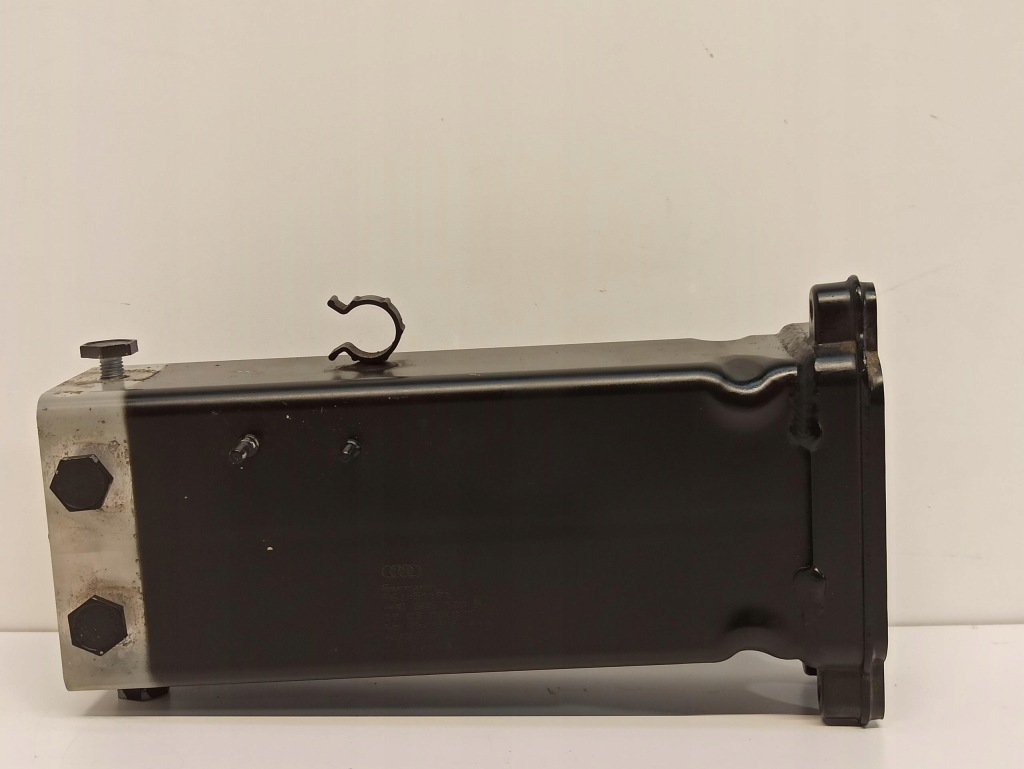 фото №1, Audi a8 d4 зона деформации левая 4h0805129b