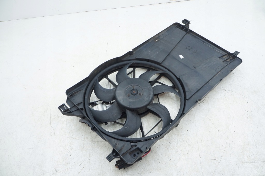 фото №3, Вентилятор радіатора volvo v50 s40 ii c30 3m5h-8c607-rj