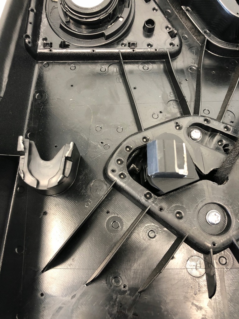 фото №6, Обшивка дверь левый задняя audi q5 8r