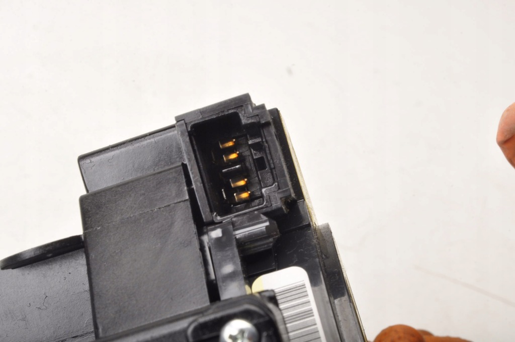 фото №8, Volvo c30 lift v50 переключатель комбинированный 31264694 лента