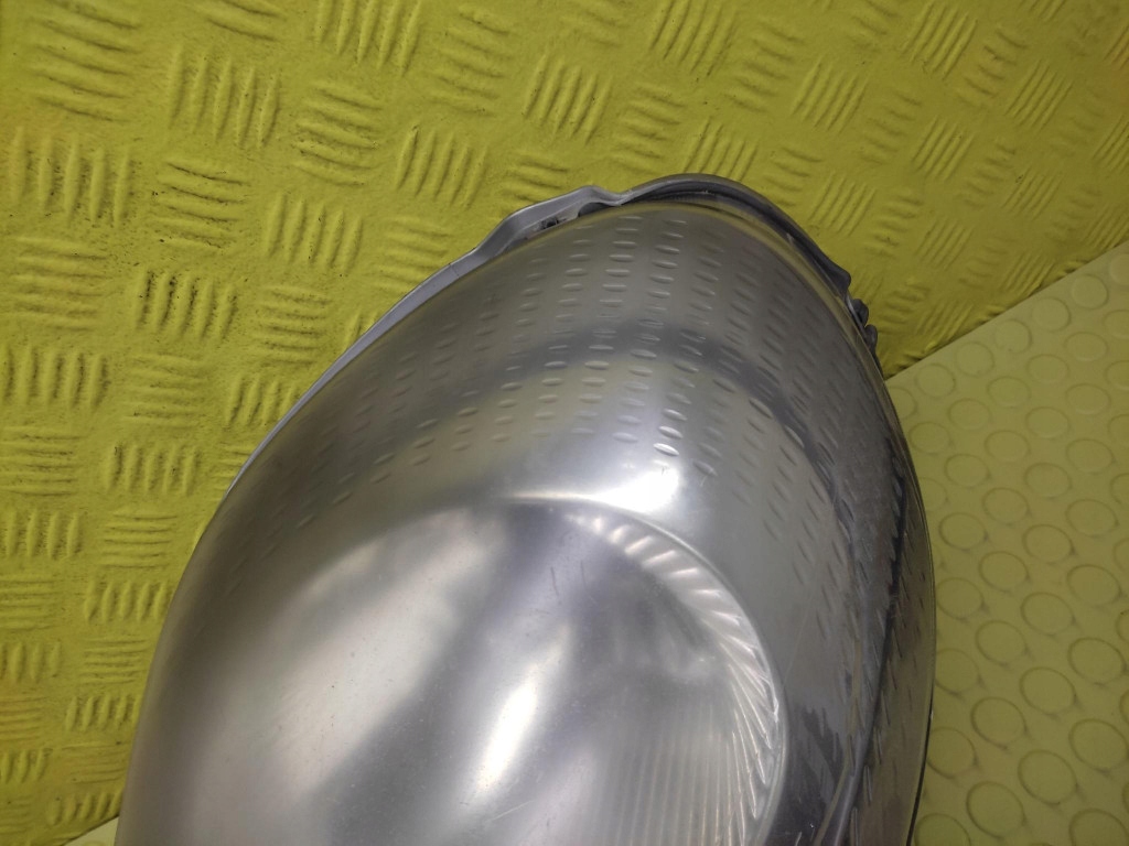 фото №3, Opel vivaro фара лампа левый перед 7700311371