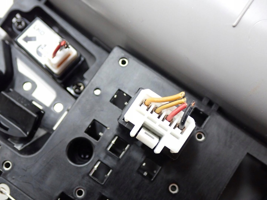 фото №8, Лампа салона кабины бардачок 92800-f2000 hyundai ioniq electric 17r