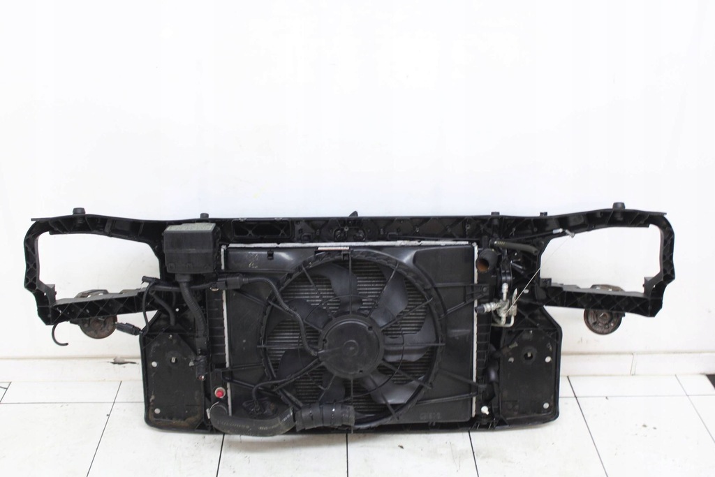 фото №5, Hyundai tucson i 2004-2009 2.0 crdi pas передний усилитель комплект