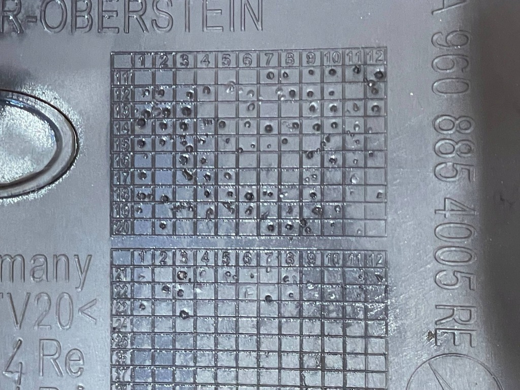 Mercedes actroc mp4 w960 11-19 спойлер молдинг вітровик права перед передня Ціна