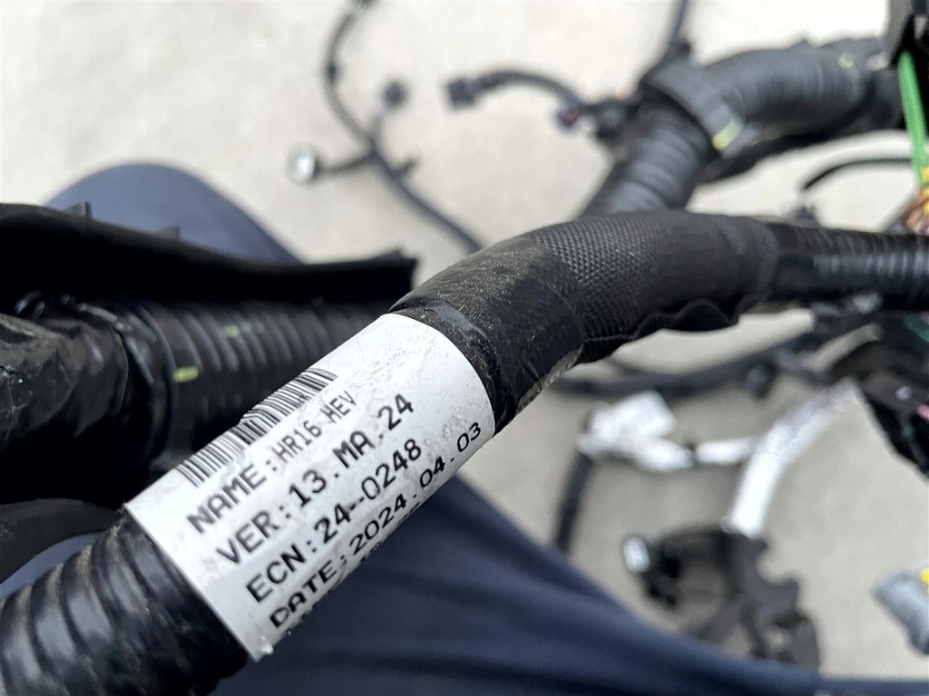 фото №9, Жгут электропроводка двигателя 240111938s renault arkana 1.6 e-tech 19-25r