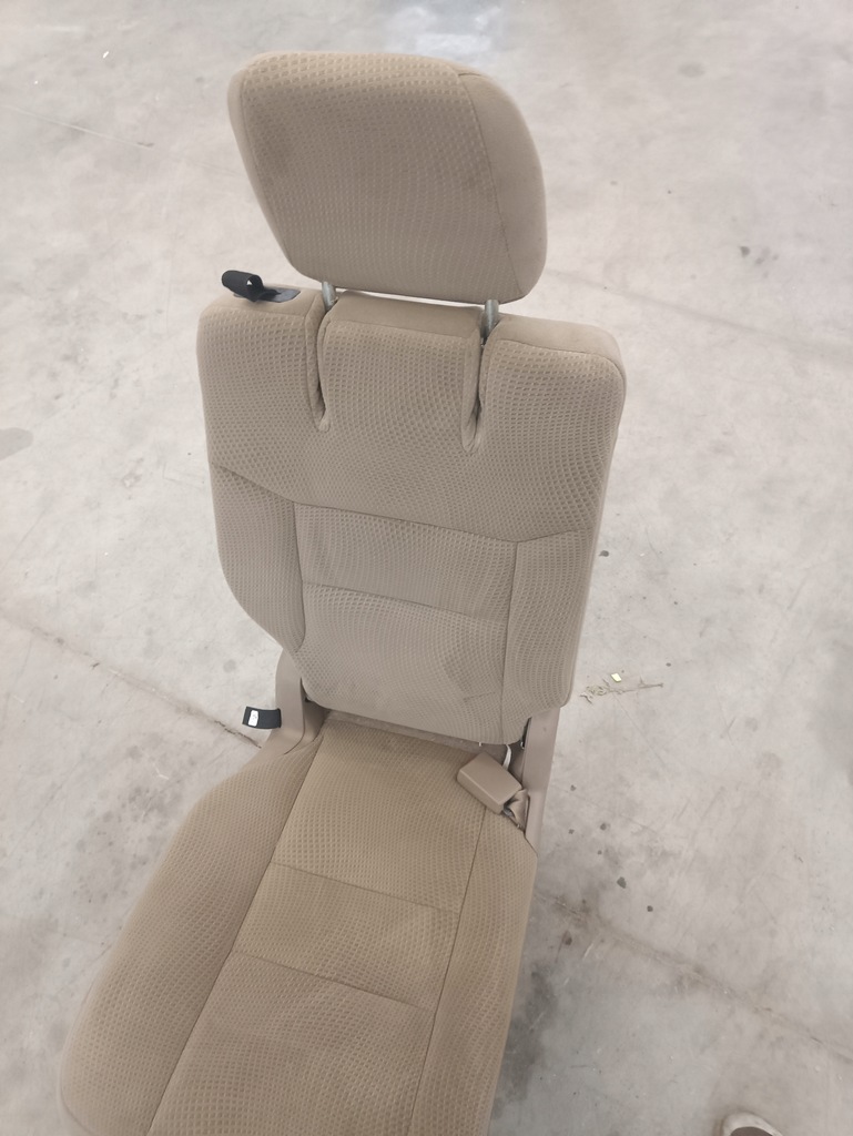 фото №9, Chrysler town country сиденья заднее сиденье задняя 3 ряд