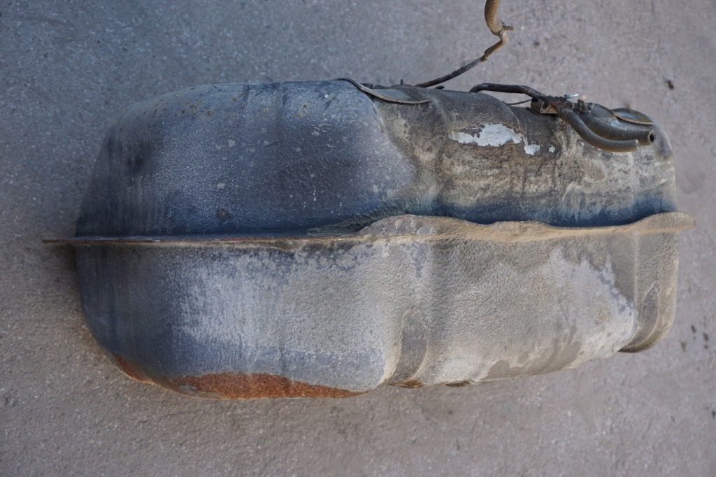 Toyota land cruiser 90 95 бак топлива bak 3,0 1kz-te Киев