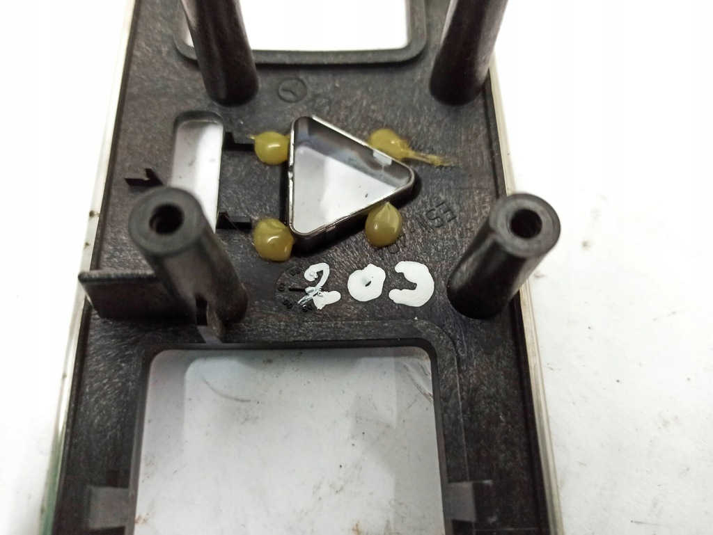 фото №11, Mercedes-benz c w203 2004 панели управление, переключатели