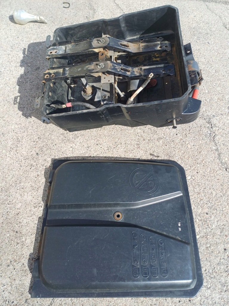 фото №10, Корпус основание коробка аккумуляторов daf xf 106