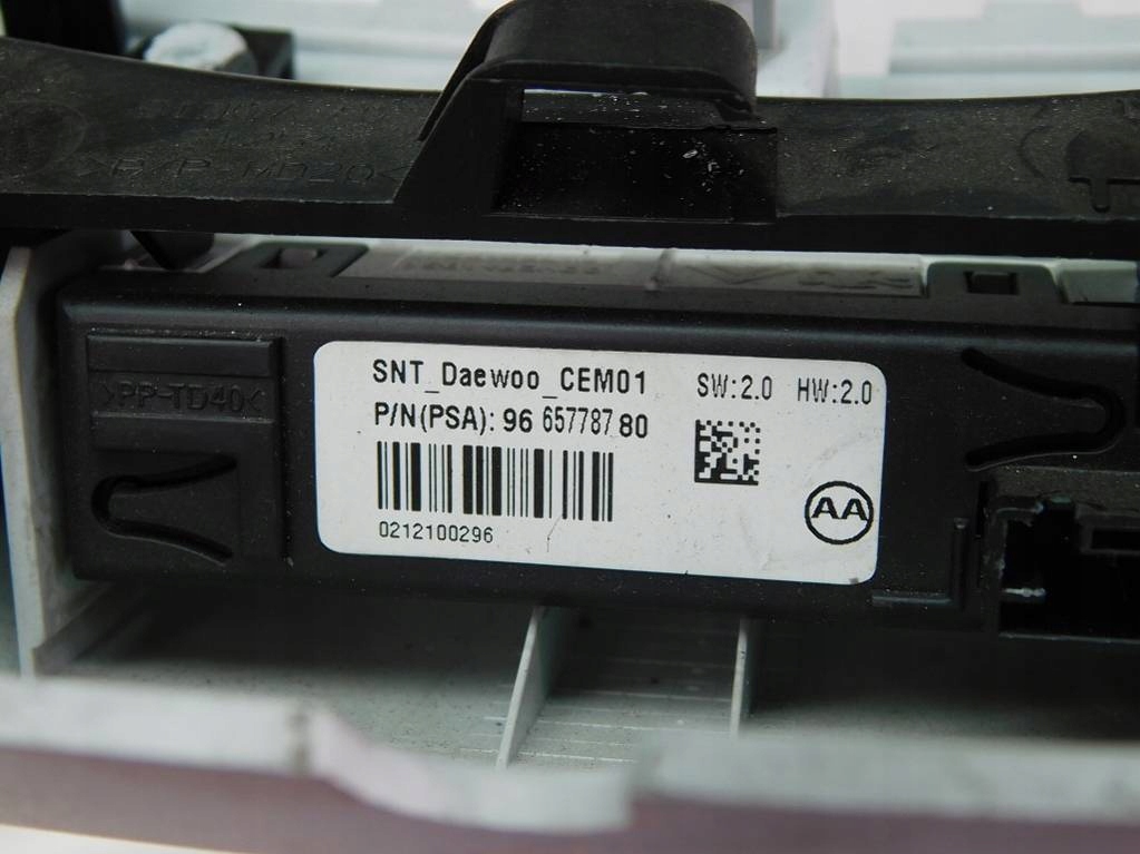 Peugeot 508 i 11r дисплей рамка освещение Киев