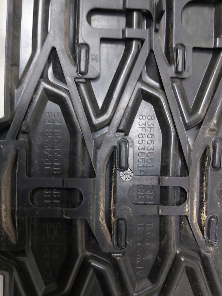 Audi оригинальный номер 83f853651 Недорого