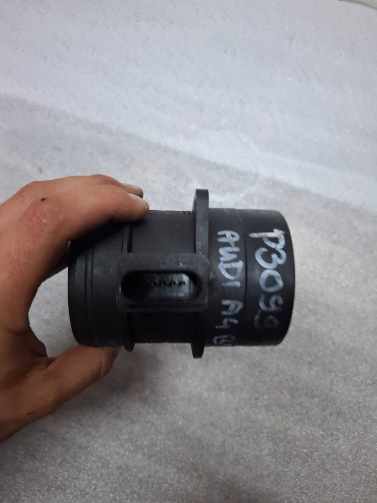 Витратомір audi a3 8p 2.0 tdi 0281002461 03g906461b 2005-2008 в Україні