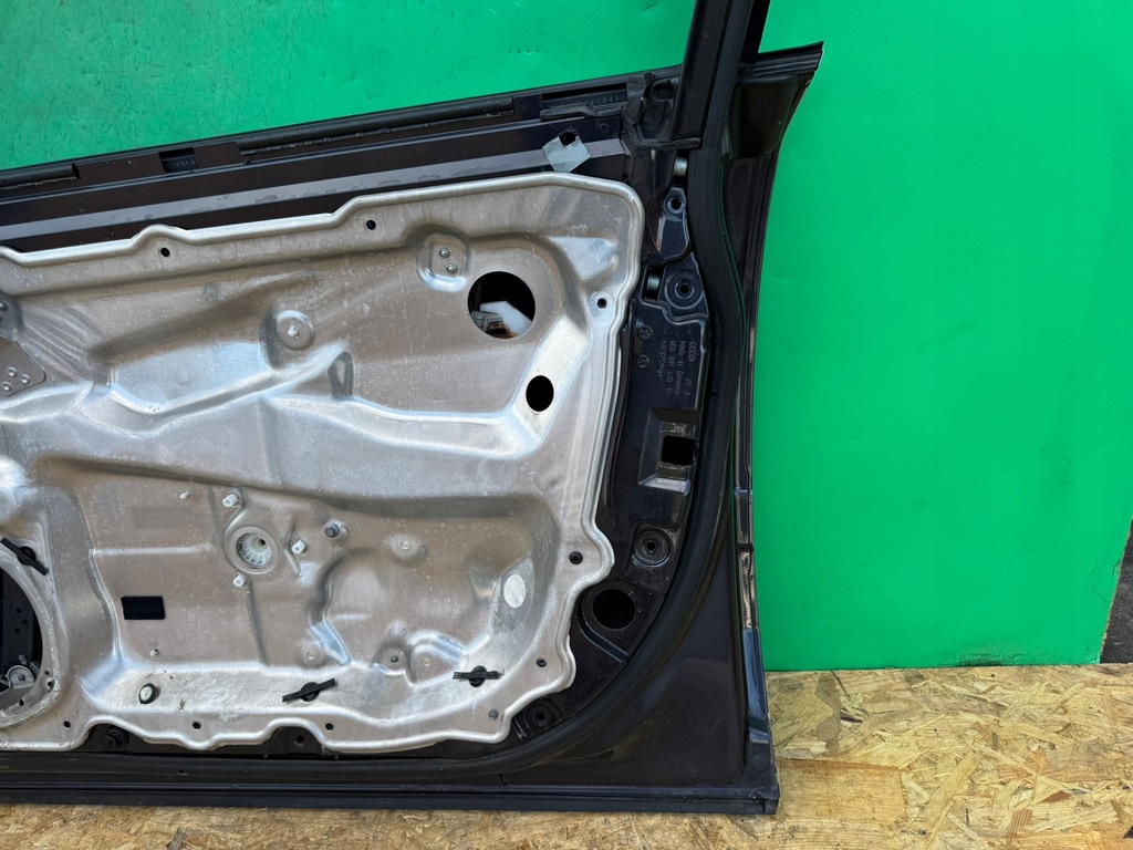 фото №15, Двері праве передні перед audi a8 d3 02- лак: lz7q