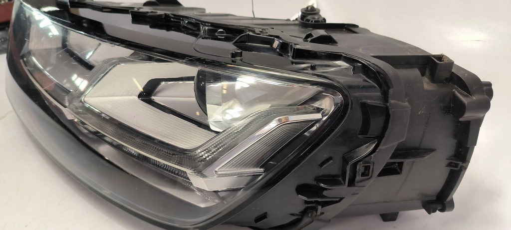 фото №8, Лампа ліва перед 4m0941033 audi q7 ii 4m