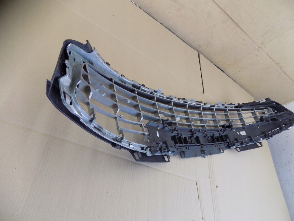 фото №8, Laguna 3 iii coupe решётка радиатора решётка бампер перед