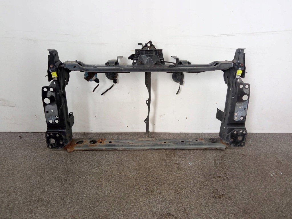 фото №1, Pas передний plug-in toyota prius iv 2015-