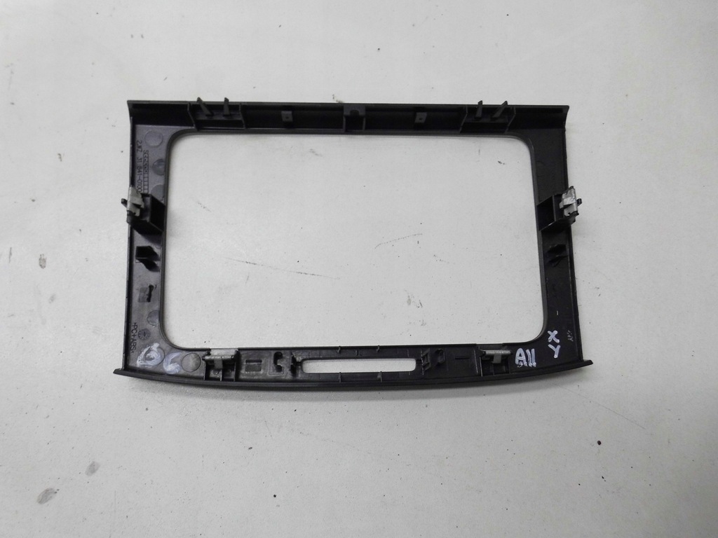 фото №7, Рамка радио 3c0858069m vw passat b6 3c оригинал