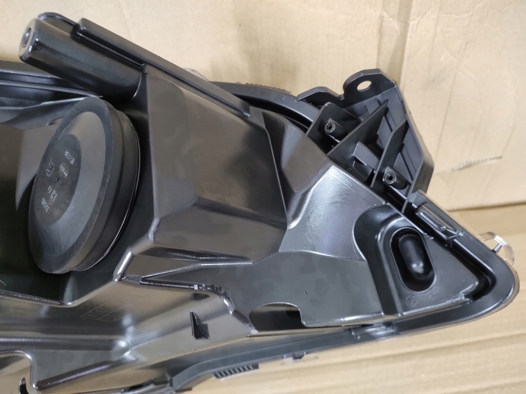 Фара лампа передня перед ліва opel astra 3 iii h сріблястий середина euro Недорого