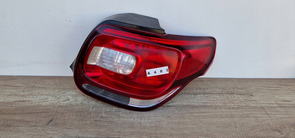 фото №1, Citroen ds3 права лампа задня звичайна bez світлодіоди