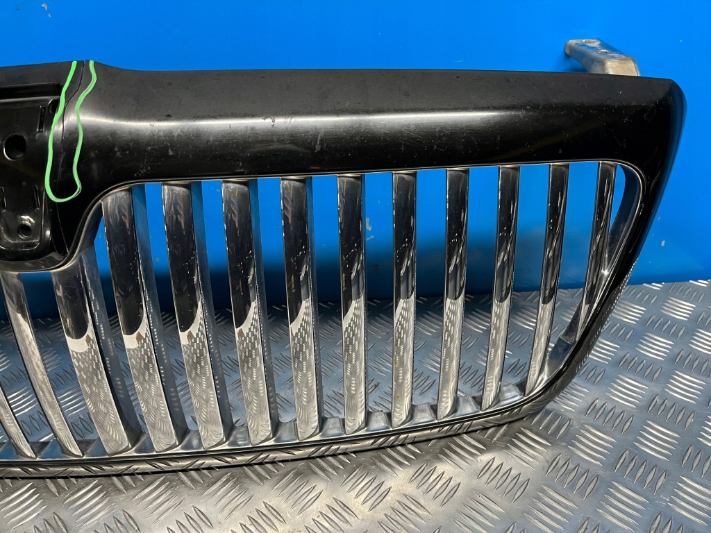 Lincoln navigator ii 03- рестайлинг  решётка радиатора решётка радиатора хром Киев