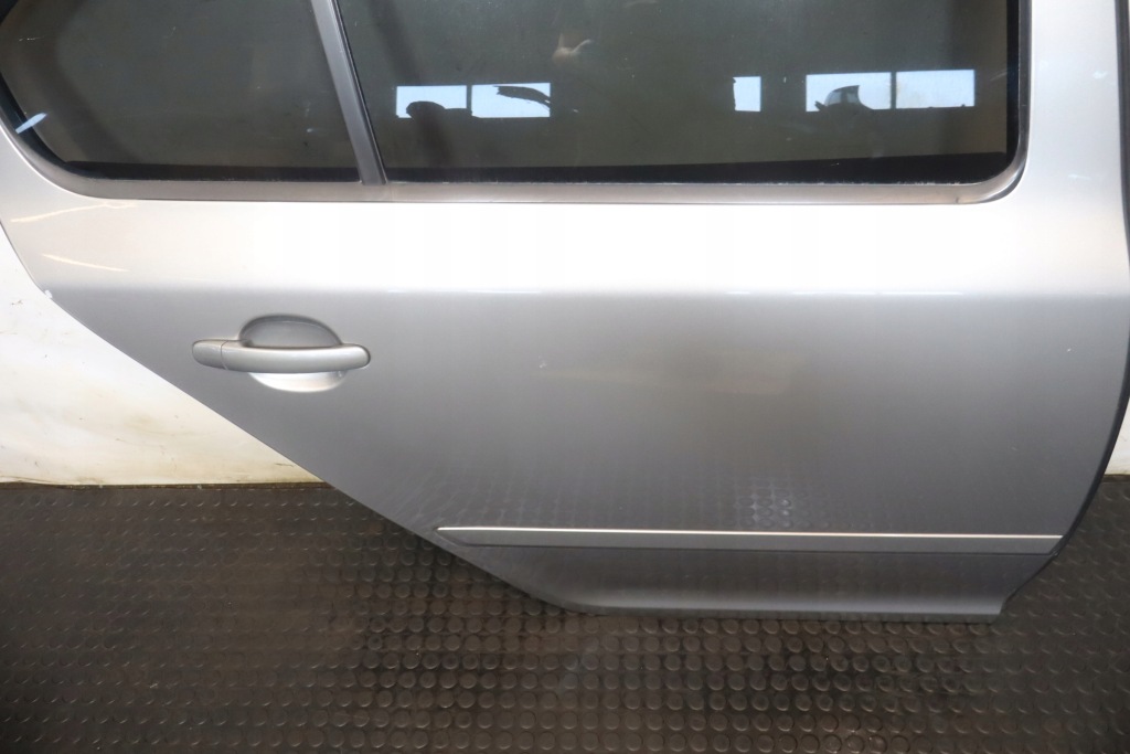 фото №4, Дверь правый задняя skoda octavia ii lift 9202 хэтчбек