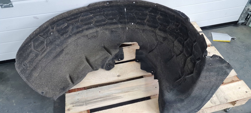 фото №11, Sq8 4m q8 подкрылок левая левый задняя материал 24r 4m8810171j