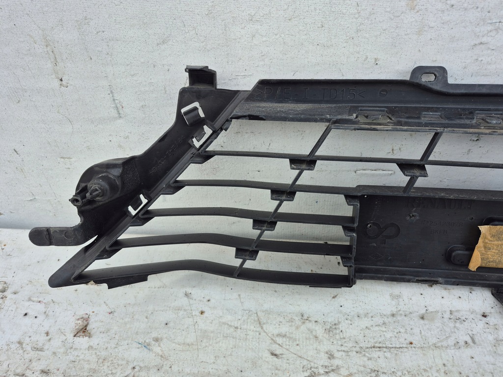 фото №9, Решётка бампера перед renault megane iv 622542307r