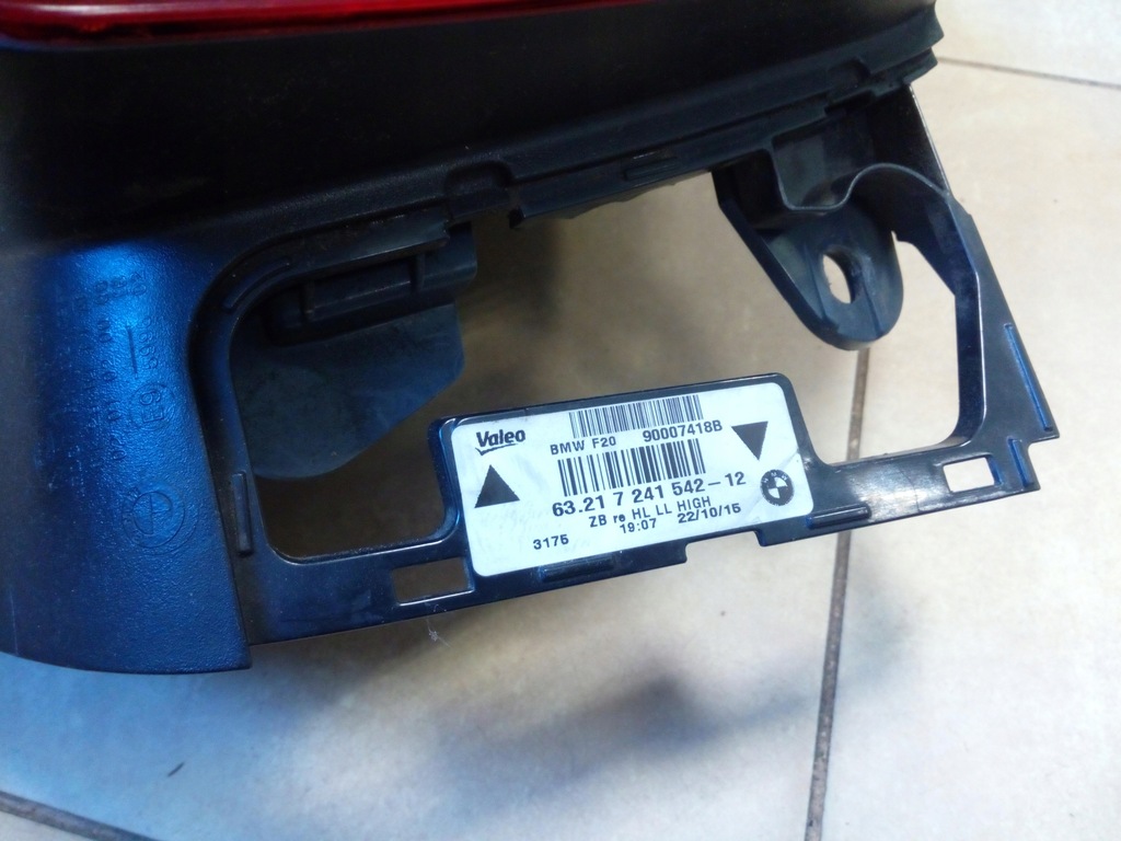 фото №11, Лампа bmw 1 f20 f21 задняя правый w крыло 63217241542 oryg.