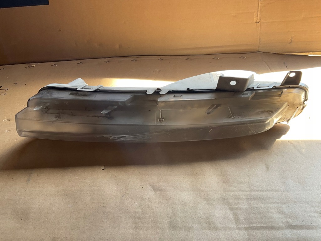 Купити Фара протитуманна фара led volvo передній