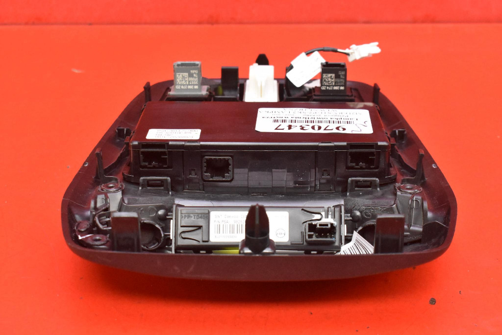 фото №6, Лампа освещение салона перед 9814757480 peugeot 2008 2 ii 19-21