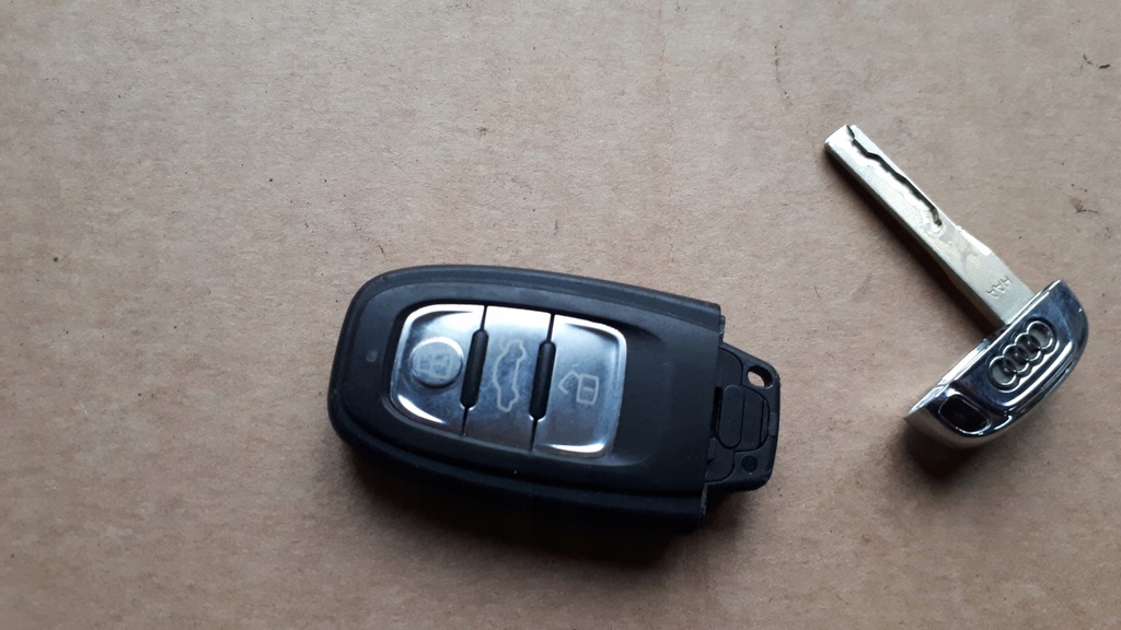 фото №1, S4 b8 a4 ключ pilot 8t0959754ag