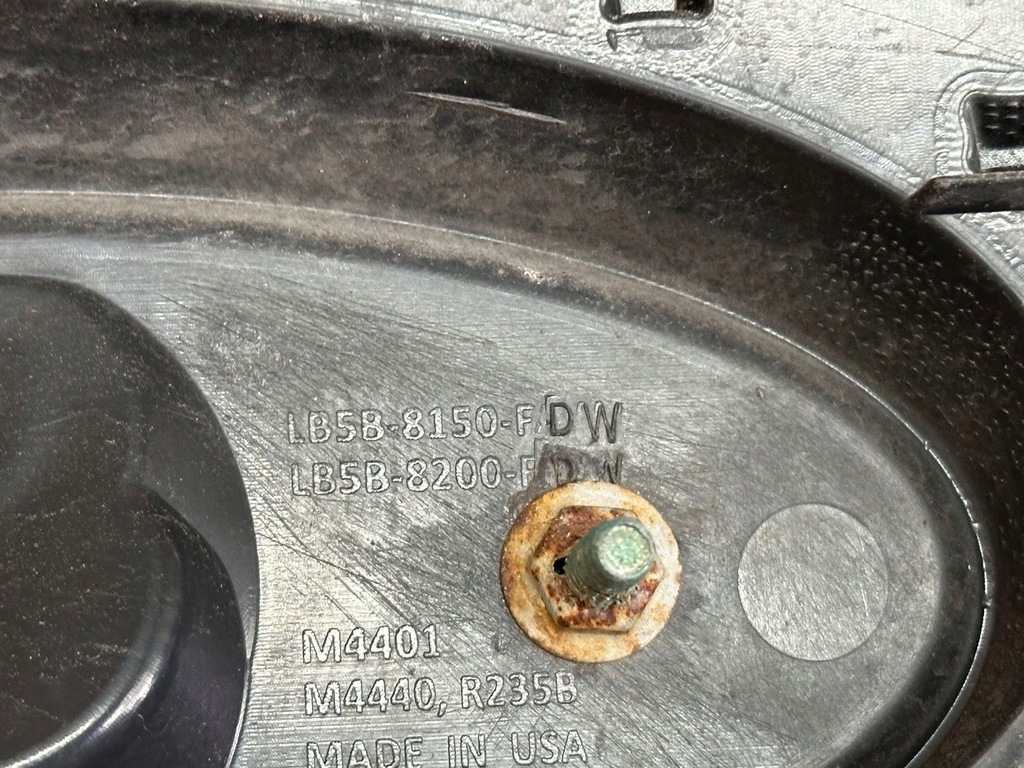 фото №16, Ford explorer vi 2020 бампер передний