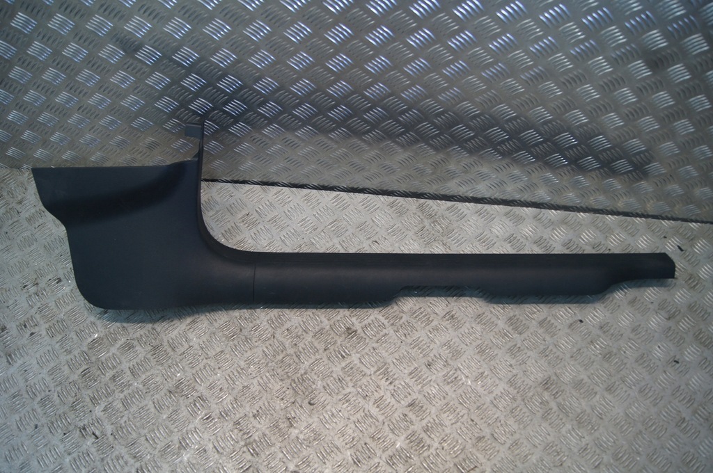 фото №1, Dodge challenger lift молдинг накладка поріг права 631648876