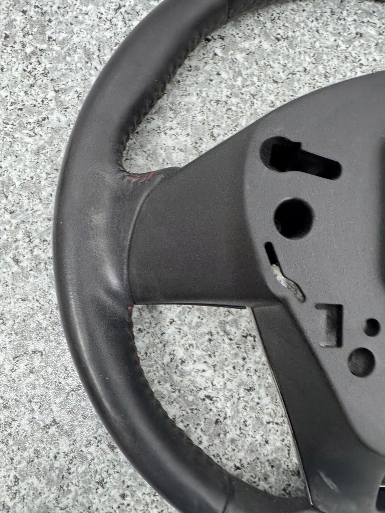 фото №5, Воздуховод кожа кожаный мультифункция mazda 3 bm 2013-2017