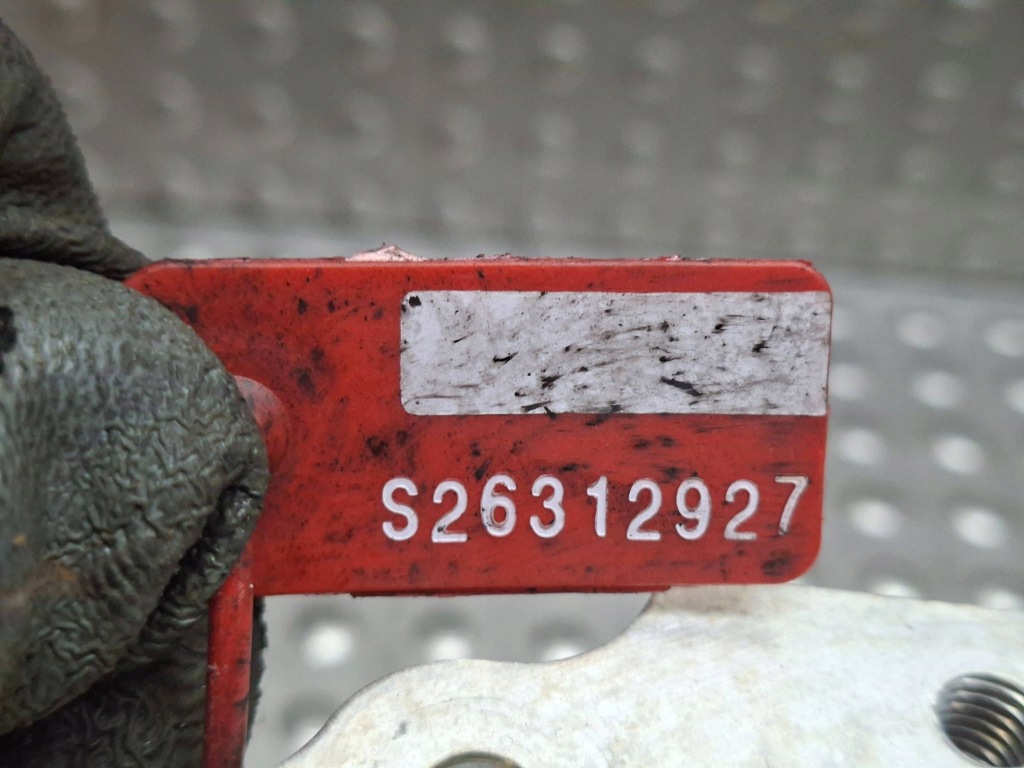 Головка двигуна правий 4r8q-6090 peugeot 407 citroen c6 2.7 hdi 2004- Доставка