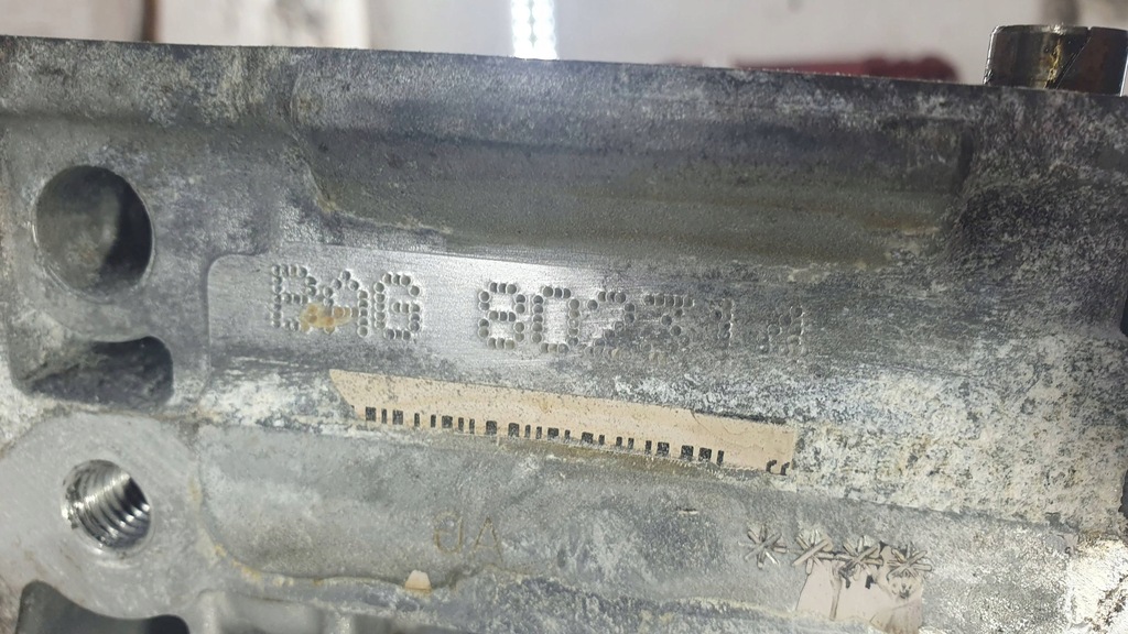 фото №9, Volkswagen golf v 5 touran 1.6 fsi bag 03c103019g блок двигателя номинальный