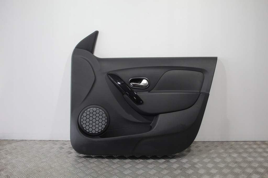фото №1, Обшивка дверь перед dacia sandero ii 2 stepway lift