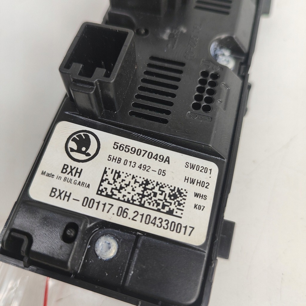 фото №8, Skoda enyaq iv 2022 переключатель / выключатель обдув вентилятор