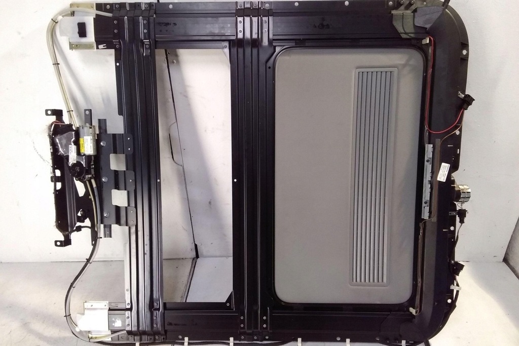 фото №7, Люк vw phaeton 3d_ 3d5877041l 4.17l бензиновый 246kw 2003