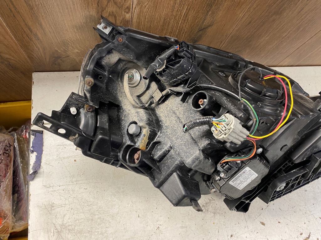 фото №13, Nissan leaf i лампа левый перед led