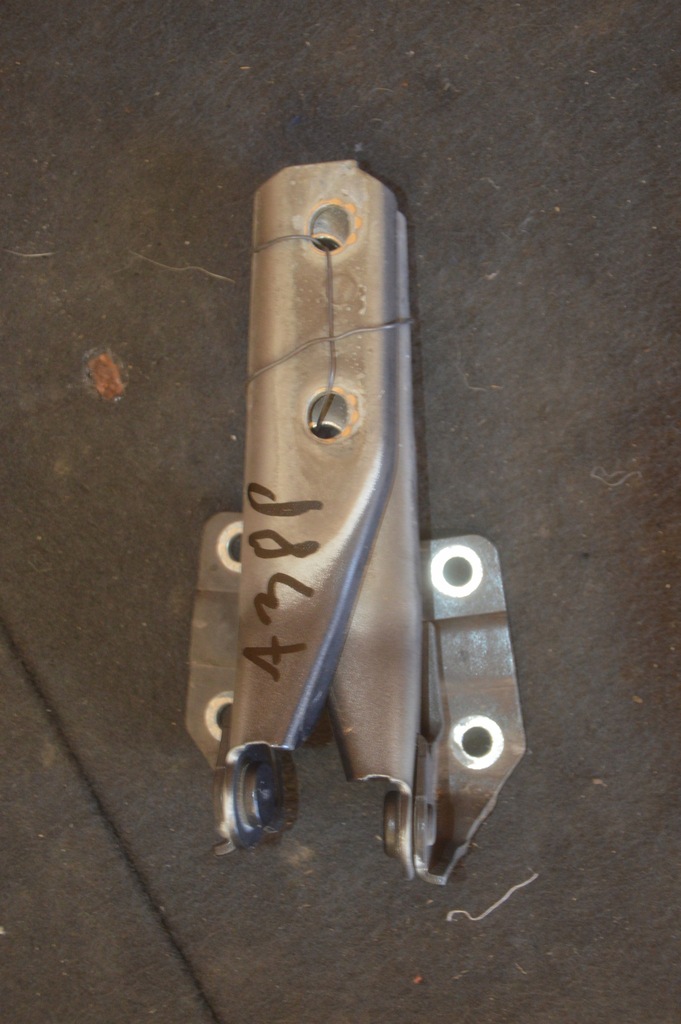 фото №1, Audi a3 8p петлі капот