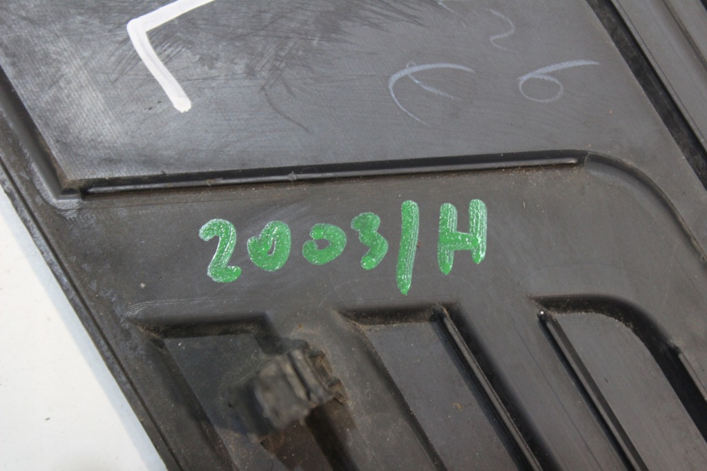 Молдинг накладка порог левая toyota land cruiser 150 cała 51772-60150 Киев