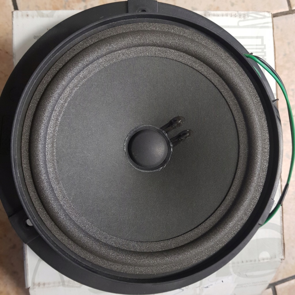 Купить Mercedes динамики a klasa 169 дверь a1698200202 новый