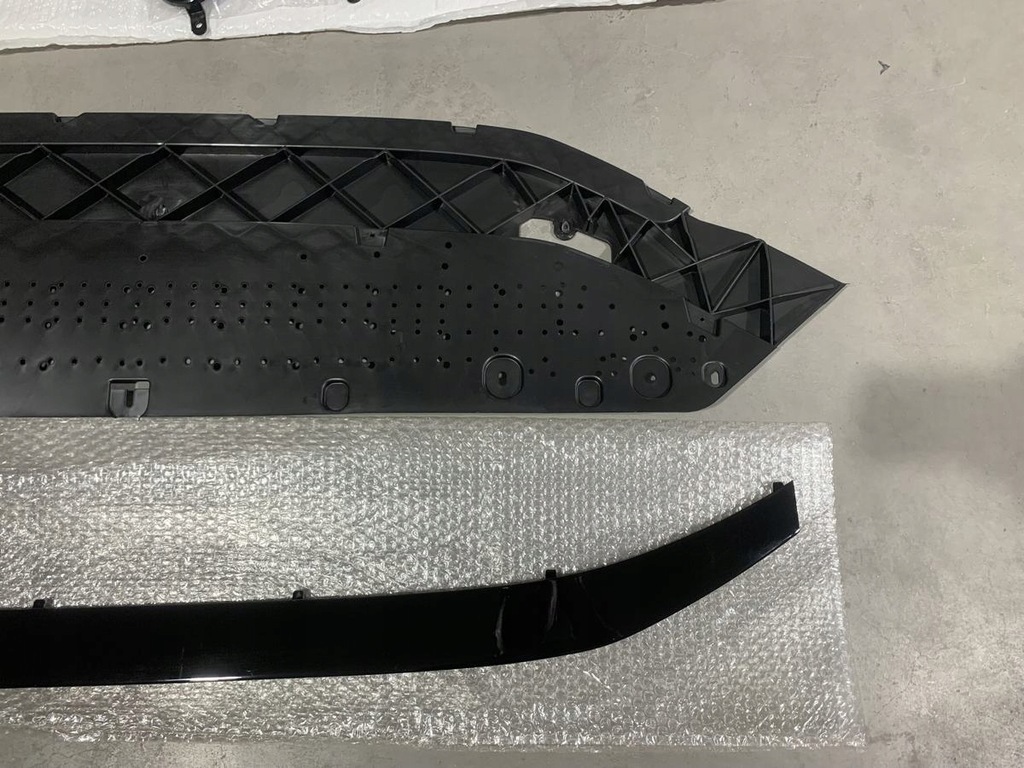 фото №11, Бампер перед audi a4 b9 8w 20- lift rs4 look + нижня захист