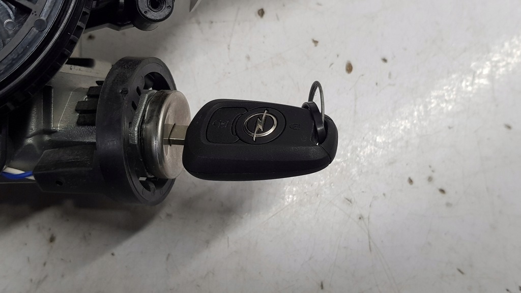 фото №8, Переключатели замок зажигания ключ opel astra k