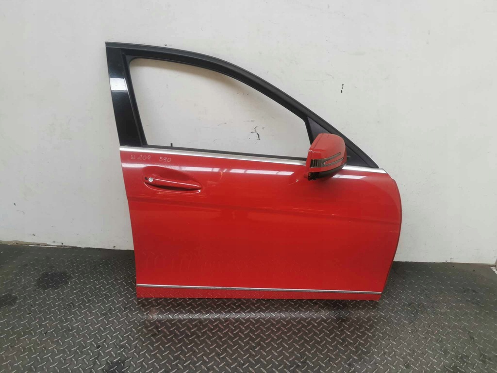 фото №1, Двері правий перед mercedes w204 590