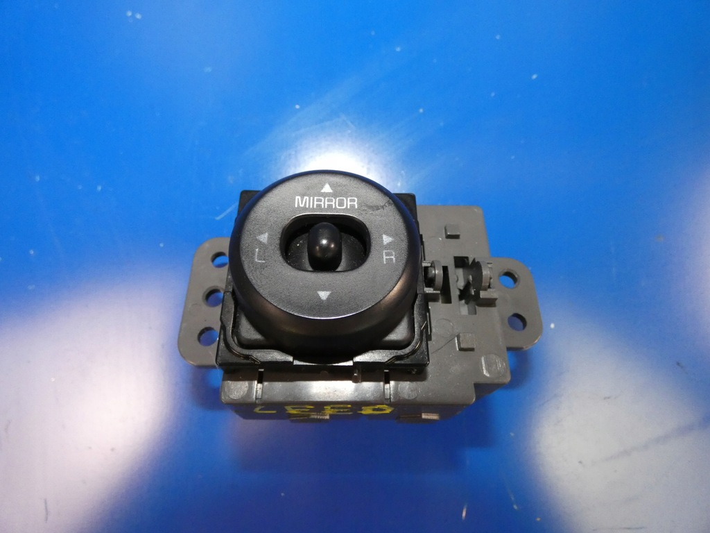 фото №1, Kia ceed ii 12- панель перемикач дзеркал